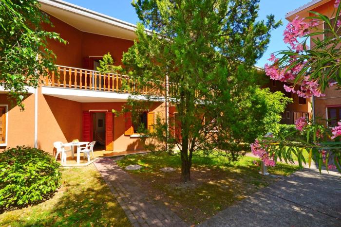 Enchanting villa in a quiet area