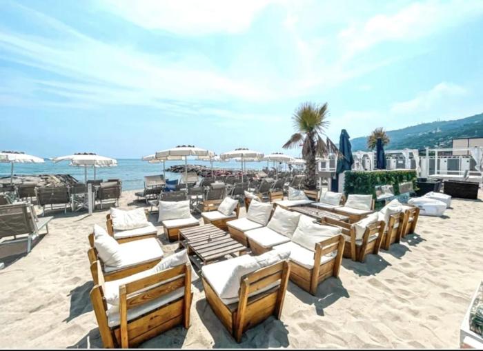 Terrazza vista mare nel cuore di Andora