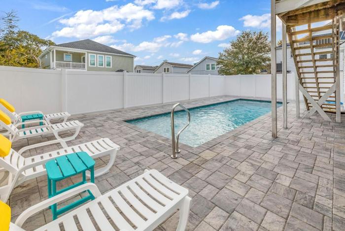 4BR Pet Friendly Home wPrivate Pool