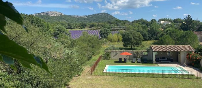 Maison de famille avec piscine, nord Uzès