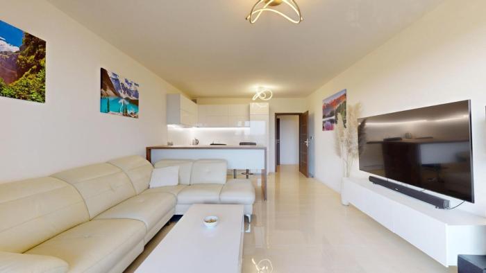 Moderný apartmán s loggiou v tichej lokalite Trnavy & free parking