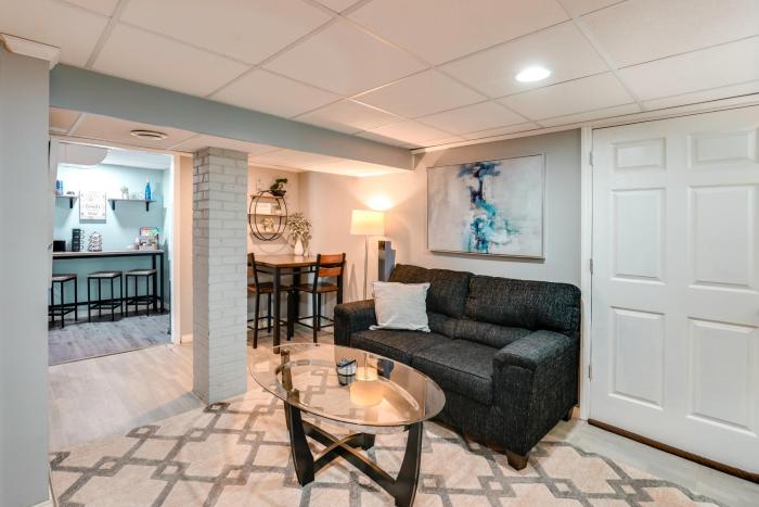 Quaint Forest Heights Unit ~ 9 Mi to Downtown DC