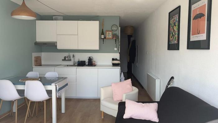 100m de la plage - parking privé - 1 chambre