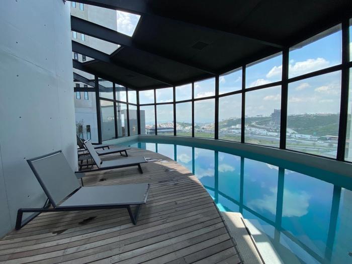 MOTTO 405B Pool, Gym | Comfortable - Modern