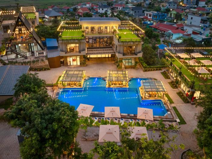 Cat Ba Sena Valley Retreat