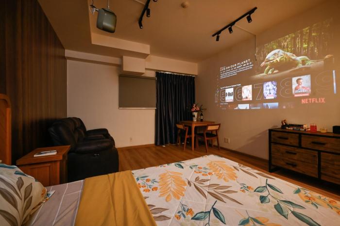 Khoa Home-CH charmington cinema