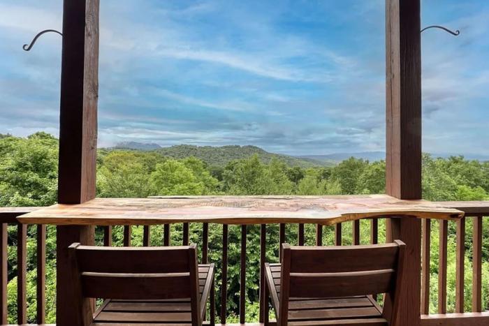Sugar Mountain Condo, Sleep 4, Deck Mountain Views