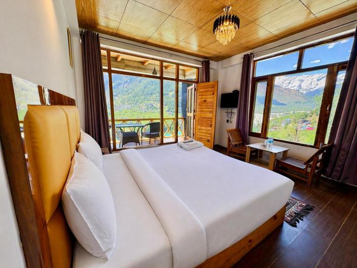 The Mountain Peak Retreat