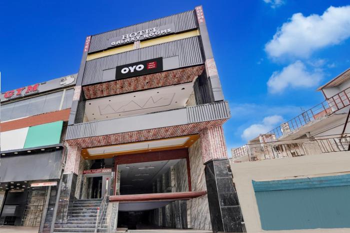 Hotel O Mahadev Palace