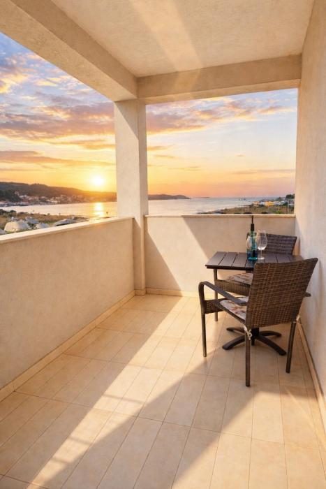 Belisima Sea View Apartment for 2 Terrace i Parking