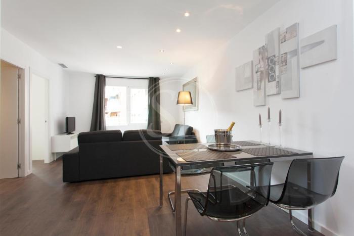 Bonito apartamento para 4 en Poble Sec