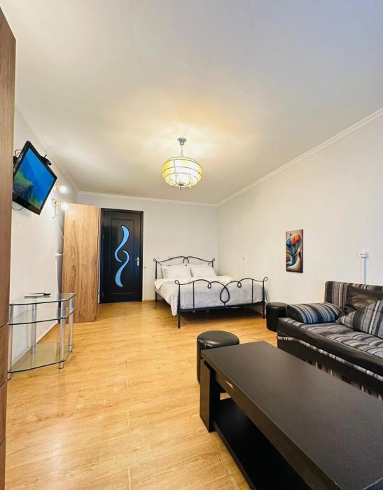 Old Meidan Apartment 18