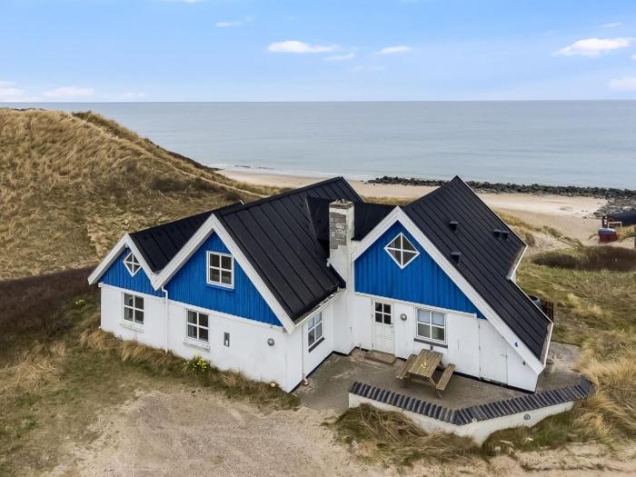 Holiday Home Hillegonde - 84m from the sea by Interhome