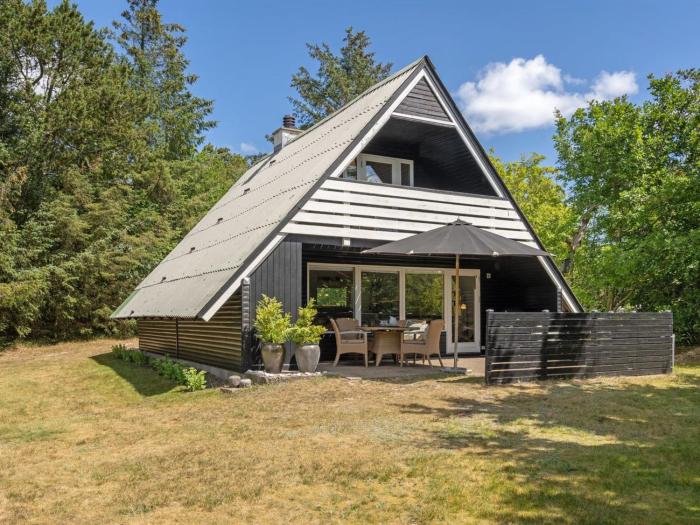 Holiday Home Elina - 500m from the sea by Interhome