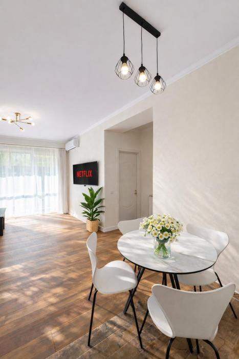 Stylish 2BR Apt in Saburtalo Bright and Cozy