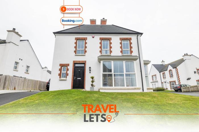 Four Bedroom By Travel Lets Holiday Homes Downpatrick With Sea View