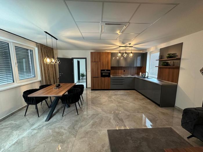 LMJ Apartment