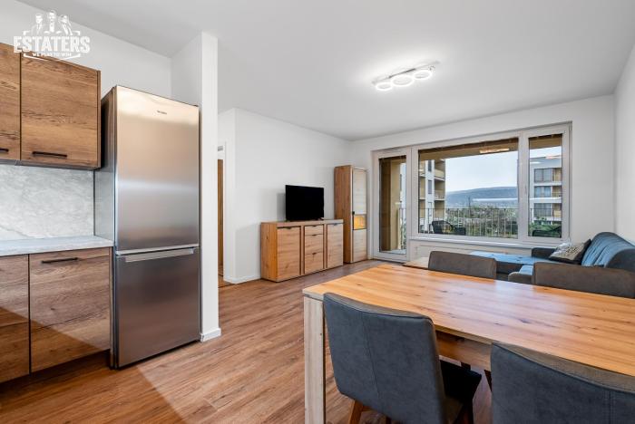 Svetlý, klimatizovaný apartmán s garážou v novostavbe