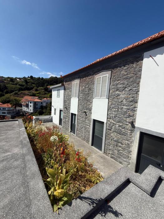 Stone and Soul - Guesthouse in Calheta