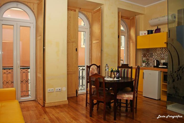 Sao Jorge Apartments & Suites