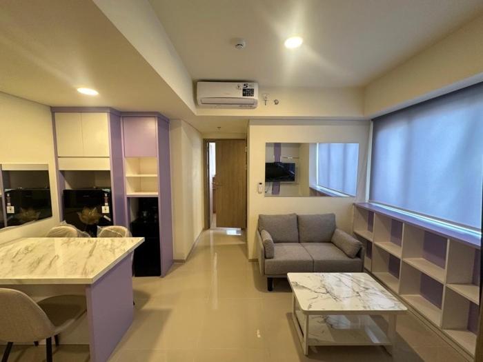 55th Floor 2BR Stunning View Meikarta District 2