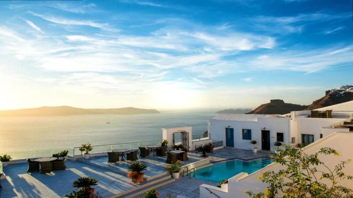 House NIKALAIA in Fira, Santorini