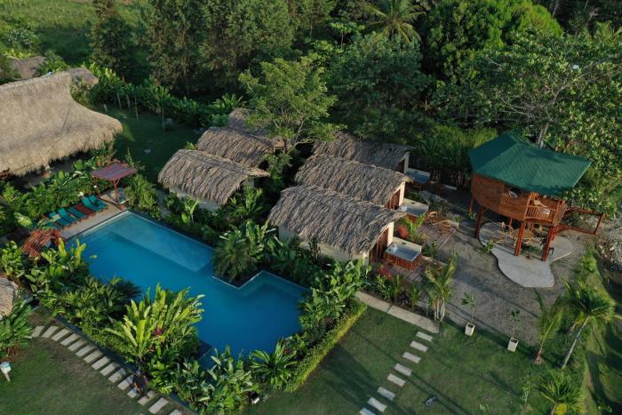 MAKAI BEACH HOSTEL