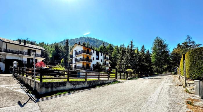 OULX ottimo monolocale con grande terrazzo esposizione sud