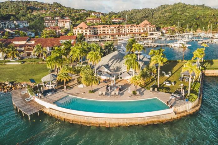 Townhouse with ocean view Puerto Bahia P5