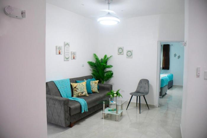 Modern and Tropical Stay The Blue Reef #L