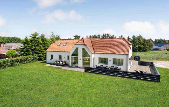 Awesome Home In Blåvand With Sauna