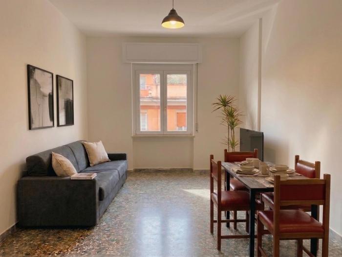 Nox Romana Apartments - Policlinico Gemelli - Threeroom Apt with Balcony