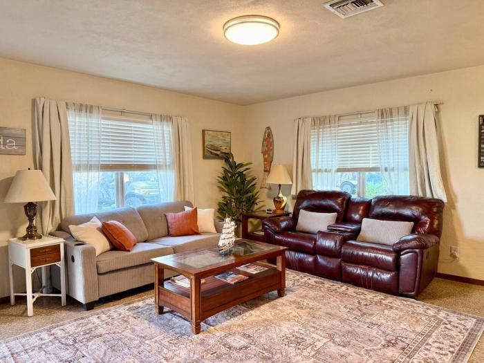 Downtown Duplex A Amazing Location