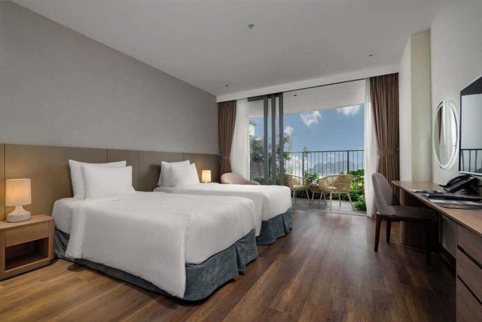 Flamingo Cat Ba Beach Resort