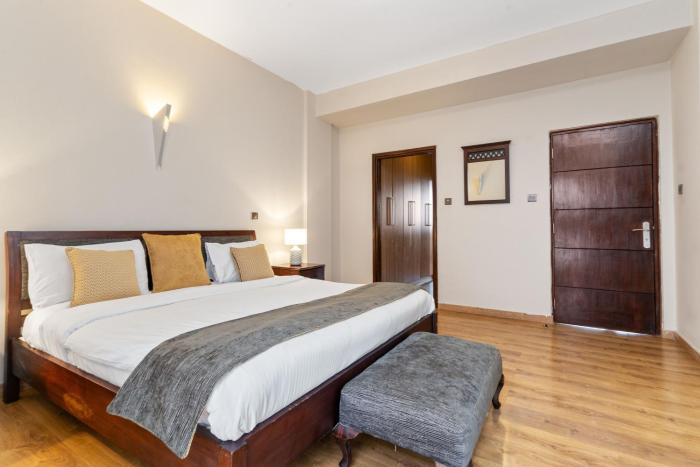 The Lofts Suites at Wood Avenue