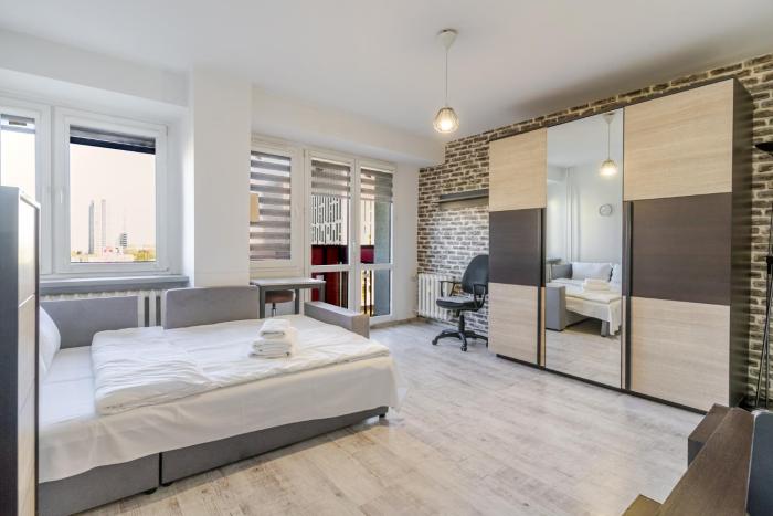 Spodek Comfort Studio by BookingHost