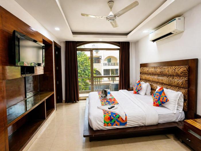 Hotel Lee Grand - Near Nehru Place