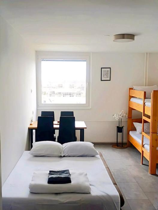 Quiet and Comfortable Apartment for Four