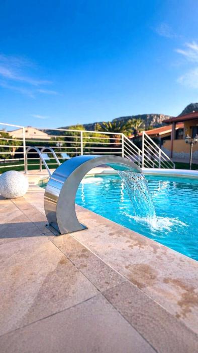 VILLA GIUDICE Luxury Home with Private Pool