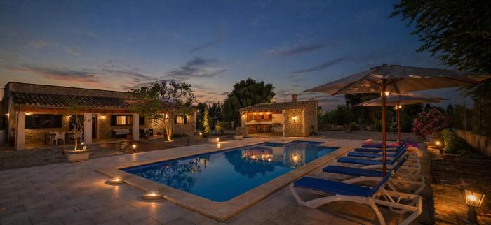 NEW Finca rustica con piscina