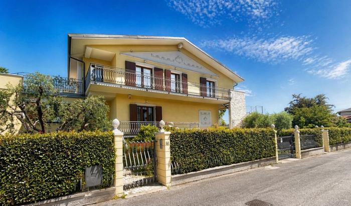 Villa Elena