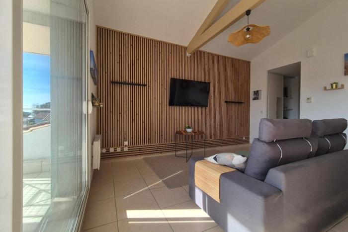 Charming apartment with terrace in Arès