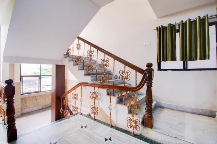 Super Hotel O Gurudwara Near RTC Complex