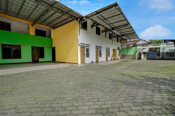 Hotel O near Plaza Pondok Gede formerly Angel Homestay