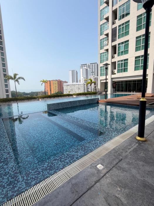 The Pool Nest Jelutong Strait Garden