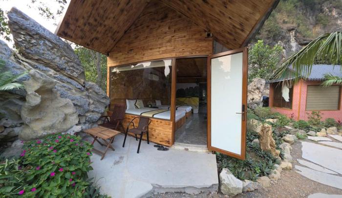 Xuan Son Lakeside Bungalow