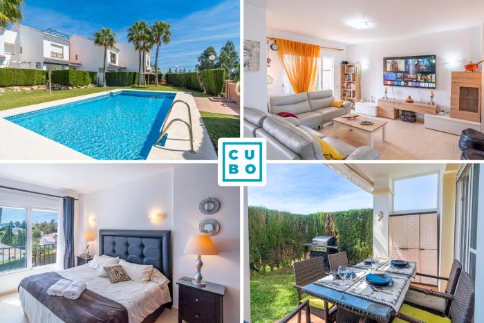 Cubos Chaparral Townhouse & Community Pool