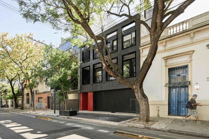 MOT Rentals Black Ravignani 2A 3 pax Loft Palermo Hollywood