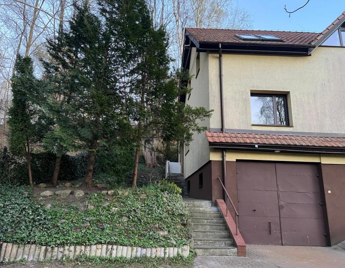 Apartament na skarpie