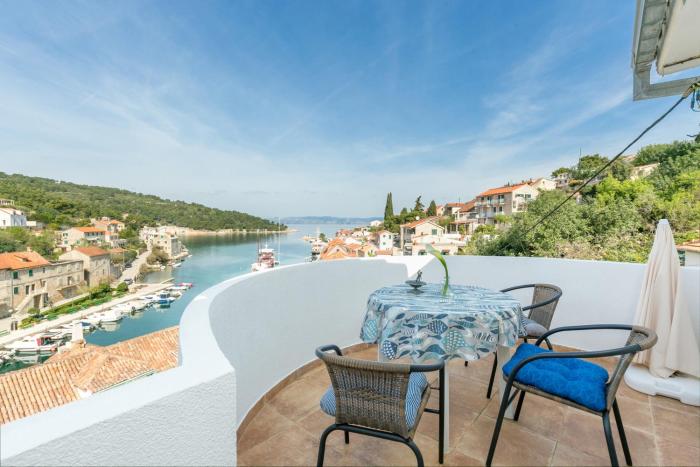 Apartment Stomorska 8650a